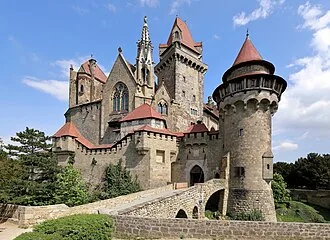 Kreuzenstein Castle – historical site