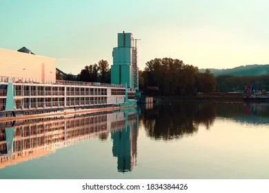 Portul Linz
