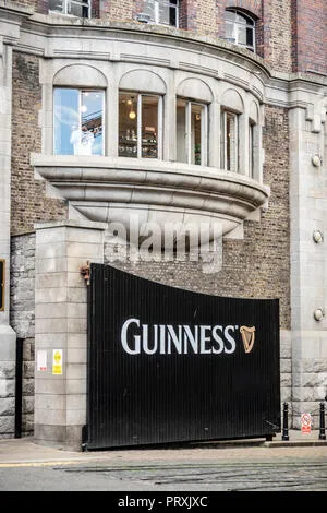 Guinness Storehouse – obiectiv turistic