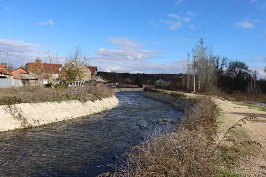 Lipkovo-See — Kaçanik (Serbien)