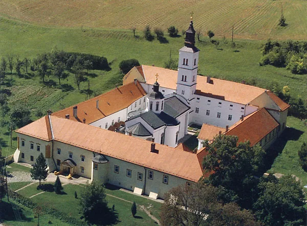 Kloster Krušedol — Kać (Serbien)