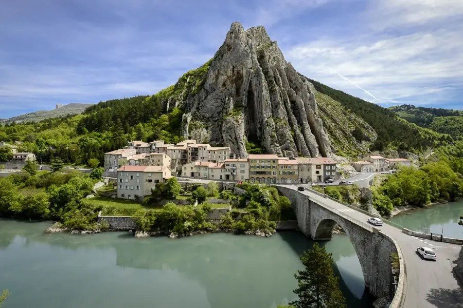 Lavendelfelder der Provence — Lac de Serre-Ponçon (Frankreich)