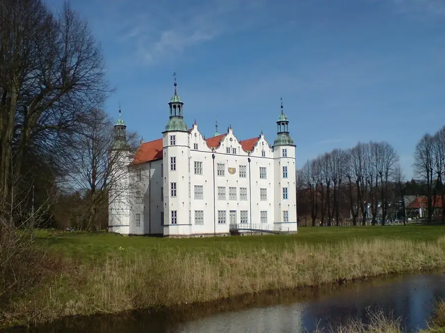 Ahrensburg – city