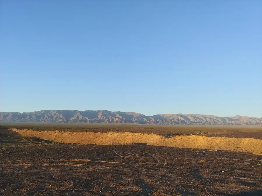 Aj Bogd Mountain — Altai (Mongolia)