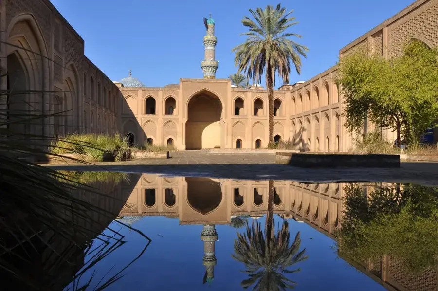 Al-Mustansiriya University — Victory Arch (Iraq)