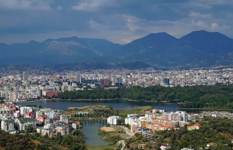 Zoo Tirana — Al-Baha (Saudi-Arabien)