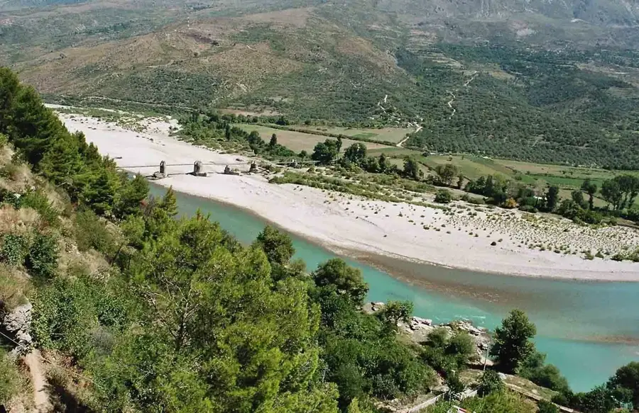 Râul Vjosa — Pasul Llogara (Albania)