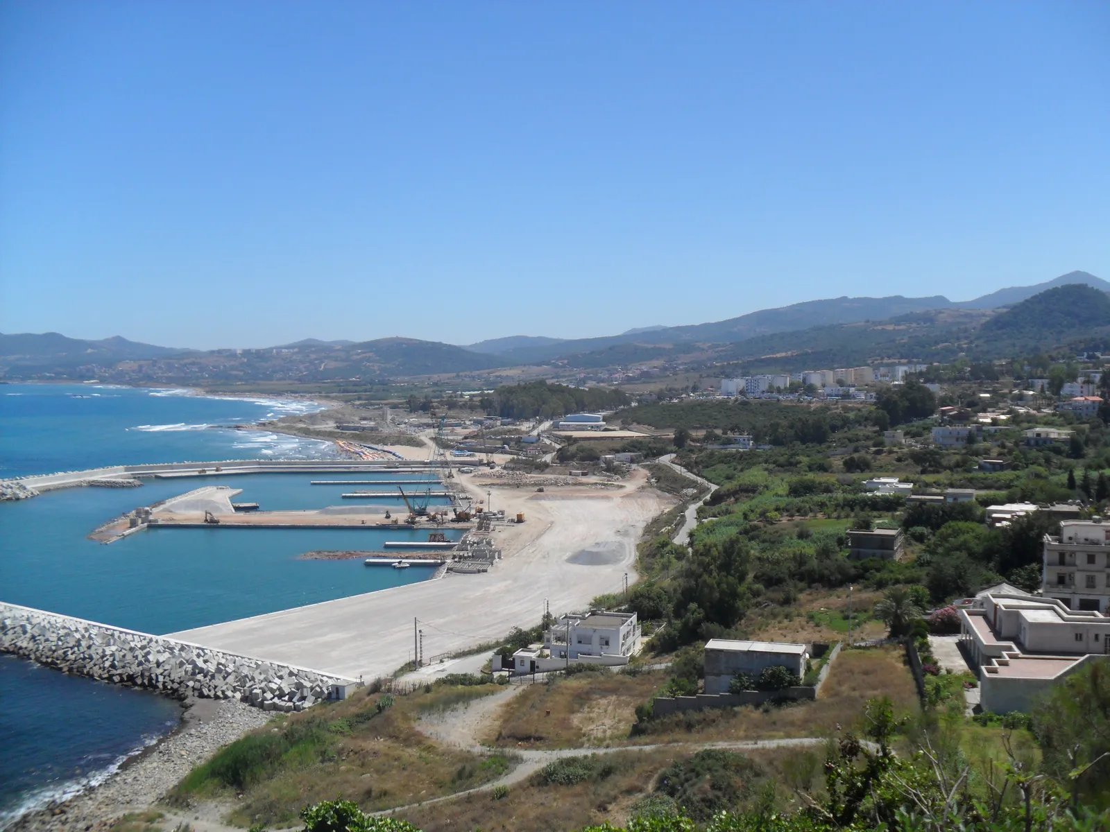 El Aouana
