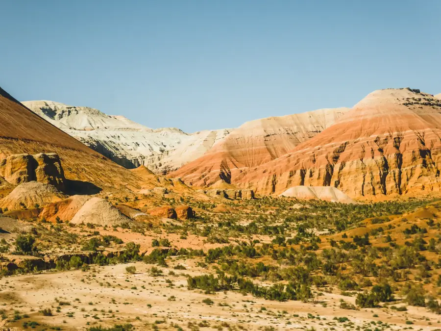 Altyn-Emel-Nationalpark — Khan Tengri (Kasachstan)