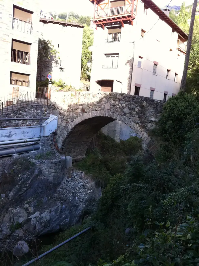 FEDA vízierőmű — Caldea épülete (Andorra)
