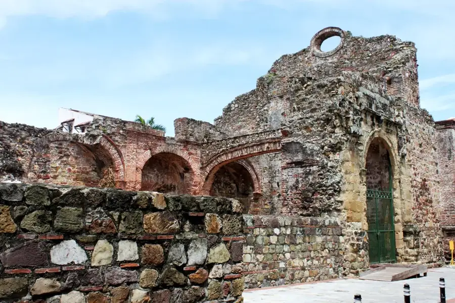 Arco Chato — Palacio Municipal (Panama)