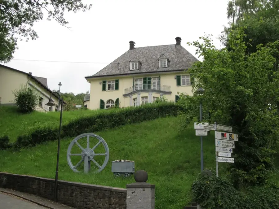 Neunkirchen — Pressbaum (Austria)
