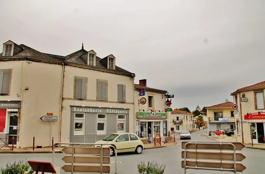 Aubigny-Les Clouzeaux – Stadt