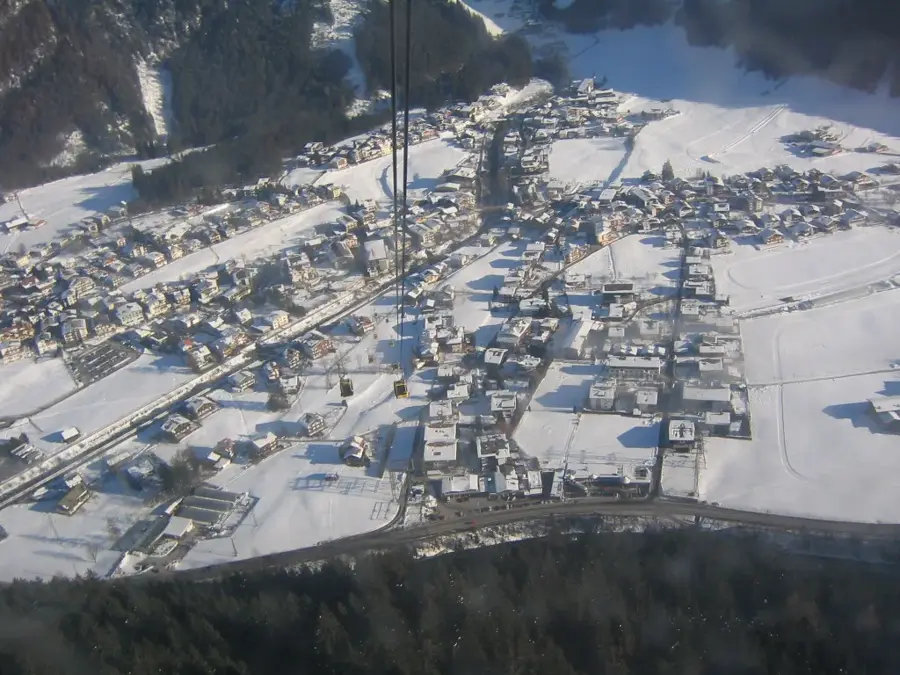 Mayrhofen – city
