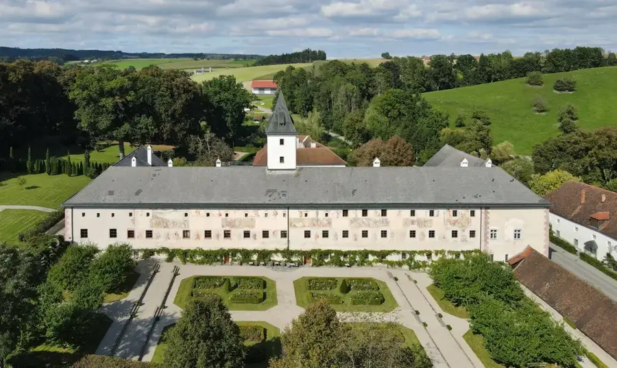 Parz Castle — Pasching (Austria)