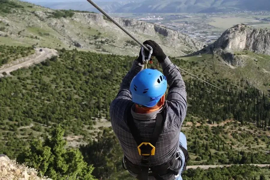 Aventura Las Nubes Zipline — Diriamba (Nicaragua)