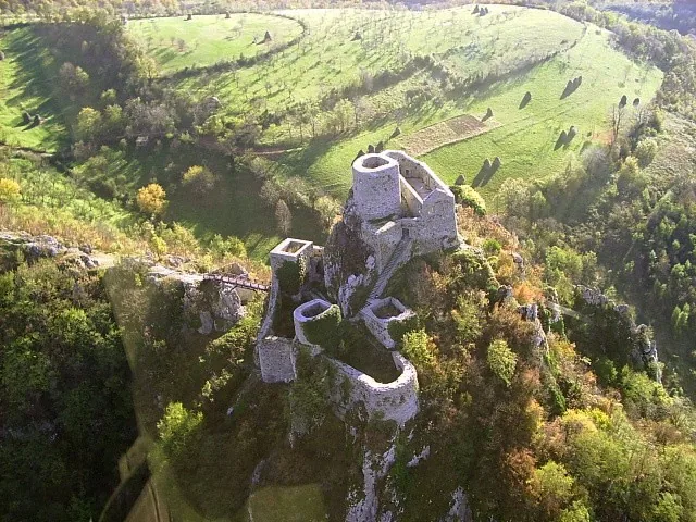 Cetatea Srebrenik