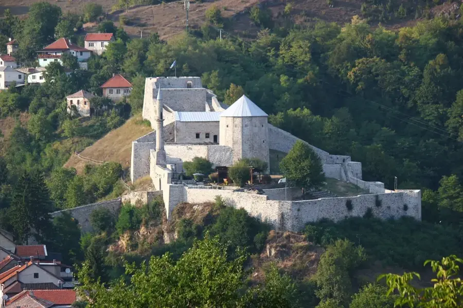 Cetatea Travnik