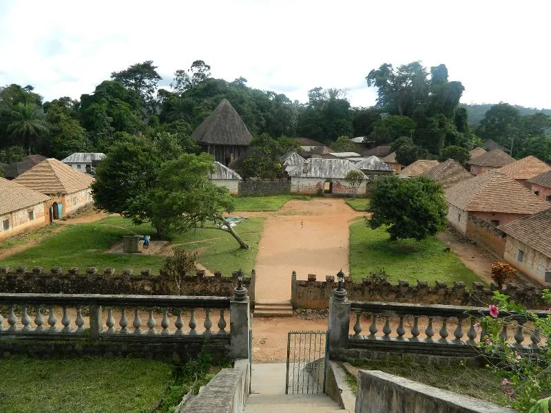 Bafut Fonjának Palotája