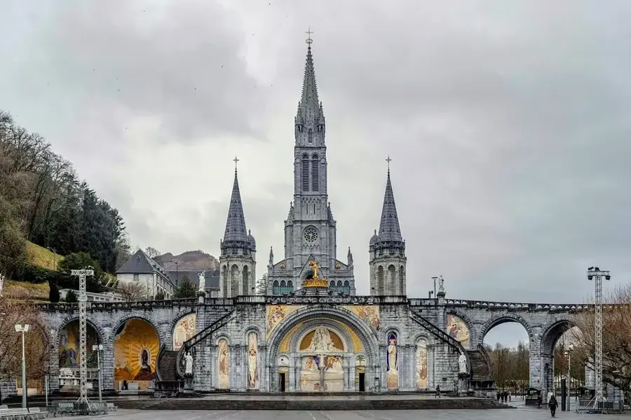 Bazilica Notre-Dame de la Paix