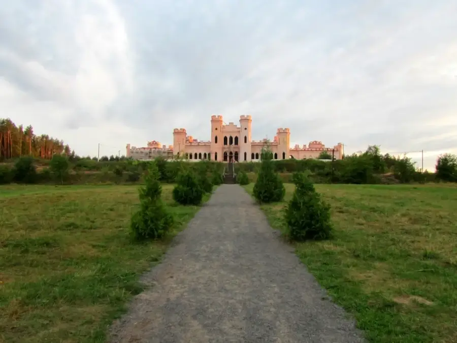 Kosava Castle (Puslowski Palace)