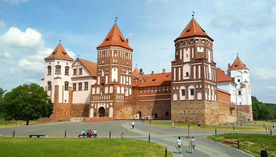Mir Castle