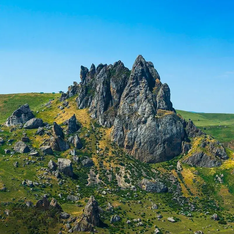 Beshbarmag Mountain