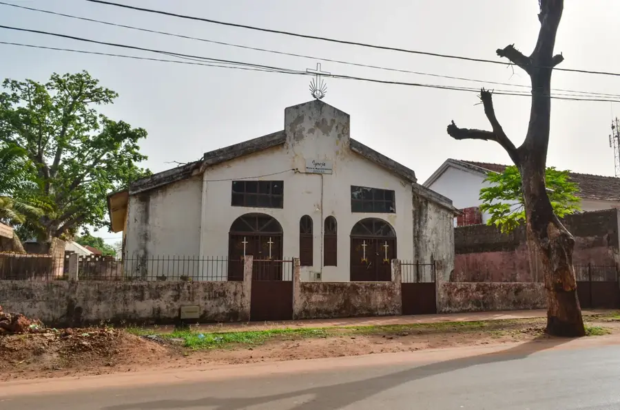 Biblioteca pentru copii din Bissau — Quinhámel (Guineea-Bissau)