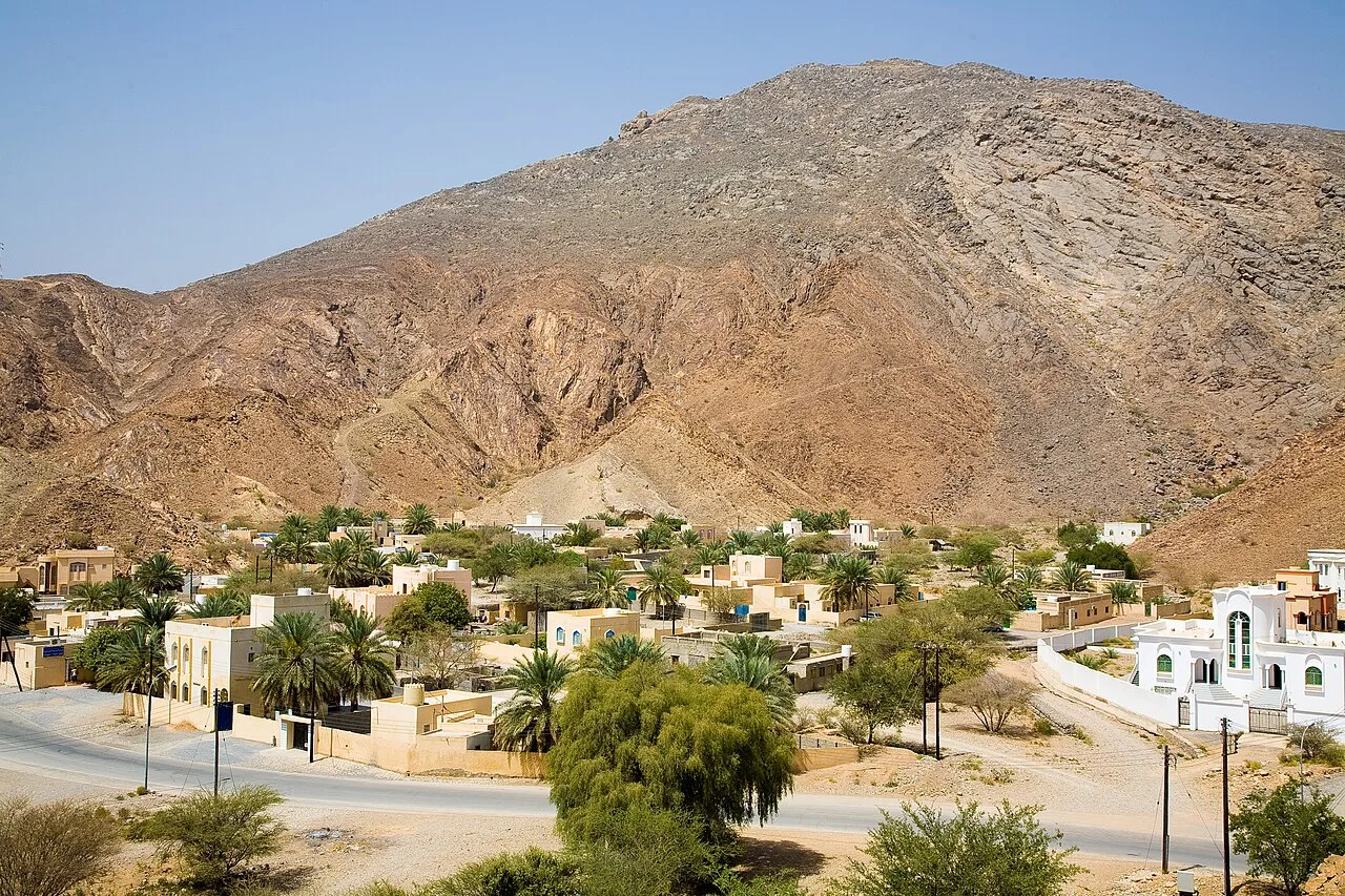 Birkat Al Mouz Plantations — Jibreen Castle (Oman)