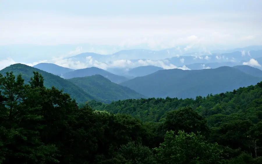 Munții Blue Ridge — Williamsburgul Colonial (Statele Unite)