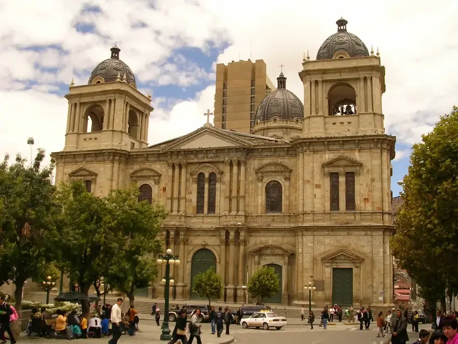 Cathedral of La Paz — Estadio Hernando Siles (Bolivia)