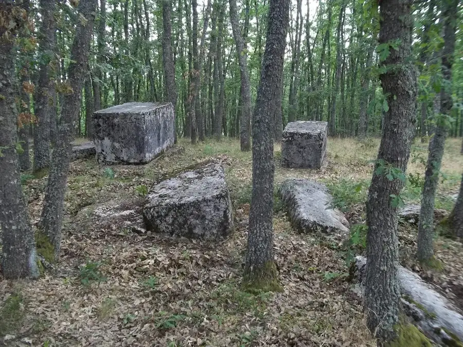 Nekropole Sokolac