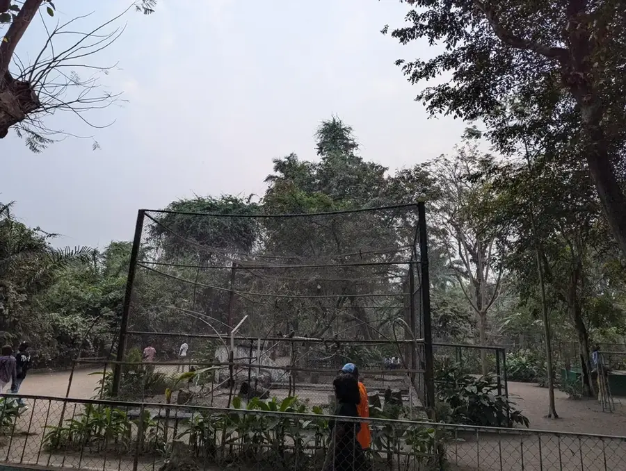 Brazzaville Zoo — Botanischer Garten von Brazzaville (Kongo-Brazzaville)