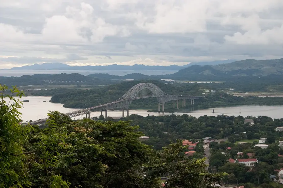 Brücke der Amerikas