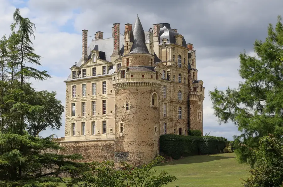Brissac-Quincé – Stadt