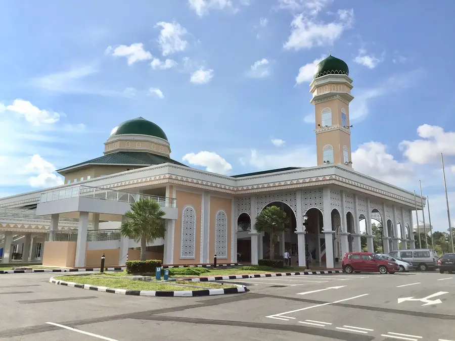 Bukit Tempayan Pisang — Mentiri (Brunei Darussalam)