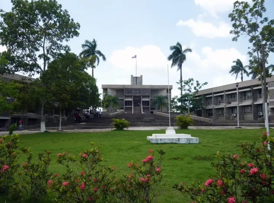Belmopan — Reciful Glover (Belize)