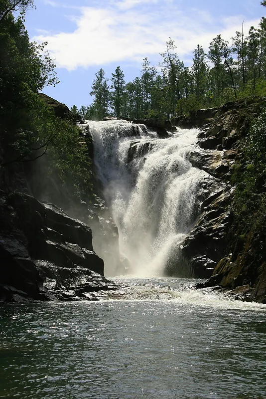 Cascada Big Rock
