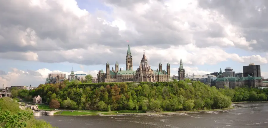 Parliament Hill — Niagara Falls (Canada)