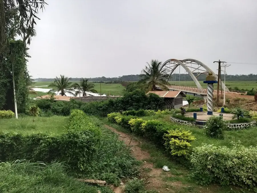 Akonolinga — Mfou (Cameroon)