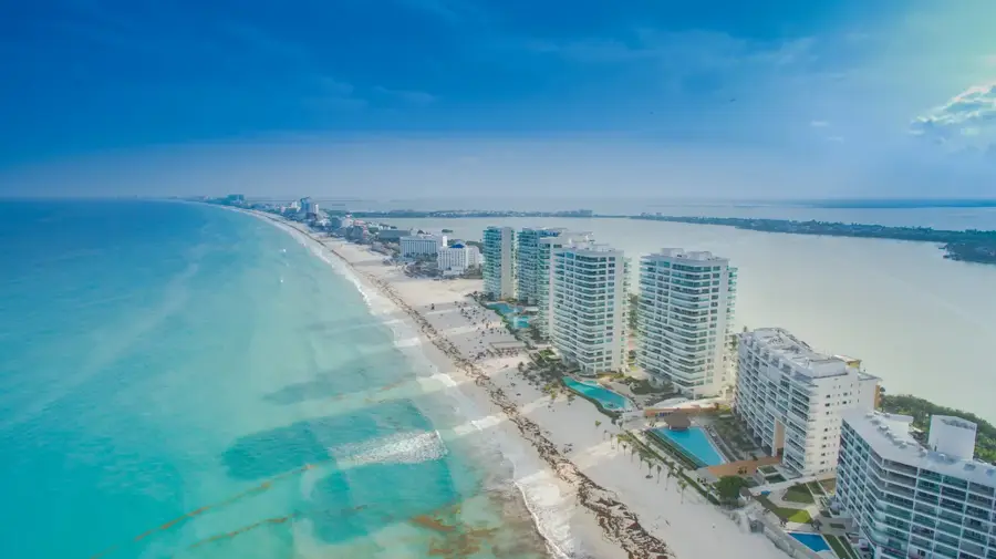 Cancún — Mahahual (Mexic)