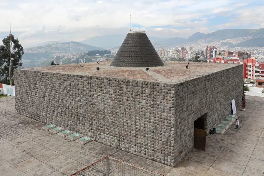 Capilla del Hombre — Sangolquí (Ecuador)