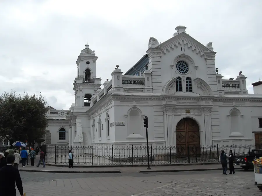 Catedral Vieja de Cuenca — Cuenca (Ecuador)
