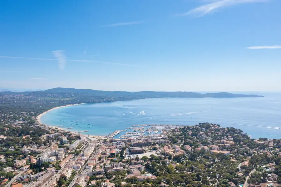 Cavalaire-sur-Mer – oraș