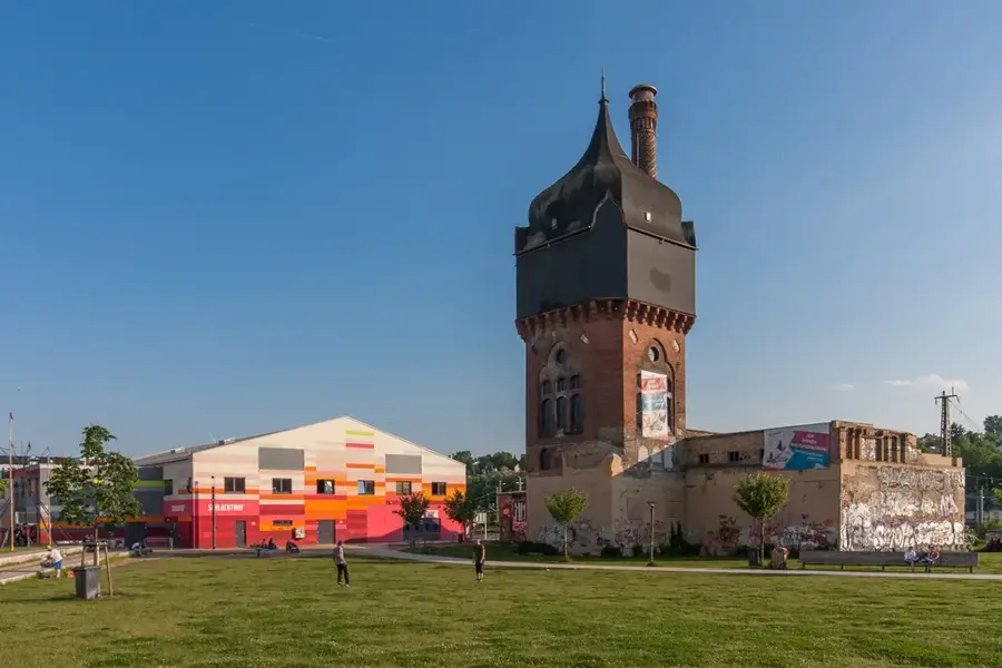 N'Djamenai Kulturális Központ — N'Djamena (Csád)
