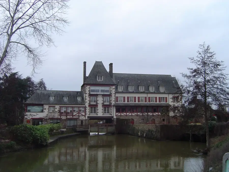 Châteaubourg – Stadt