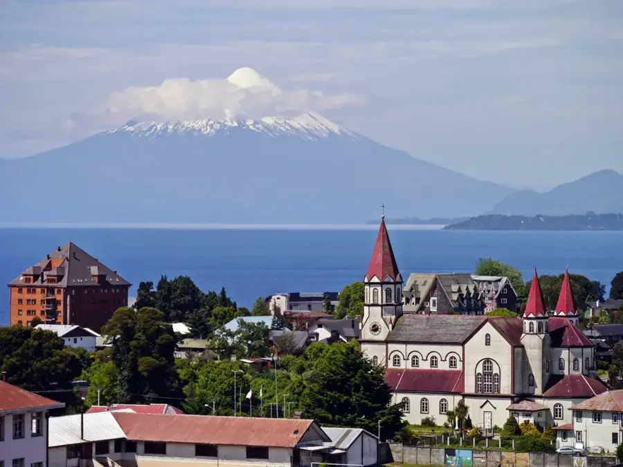 Puerto Varas — Corral Erőd (Chile)
