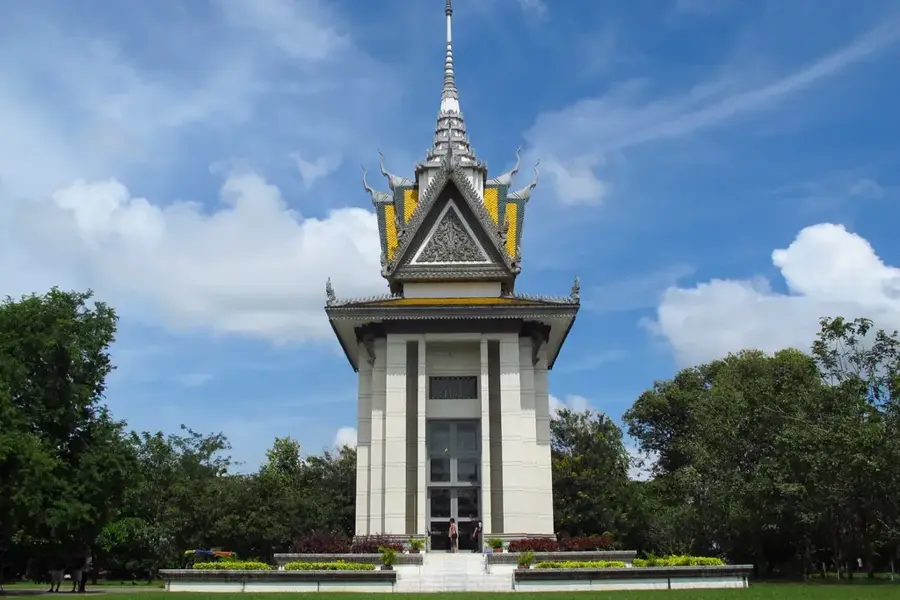Choeung Ek — Wat Botum (Cambodia)
