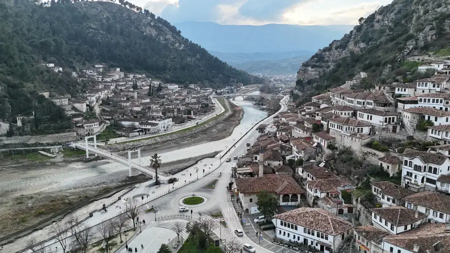 Berat — Canionul Osum (Albania)