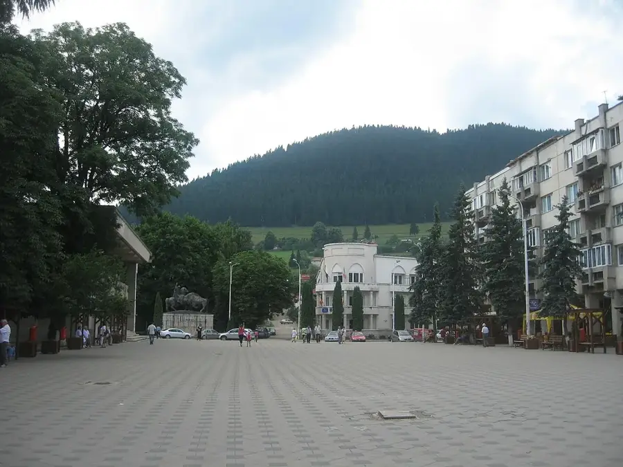 Câmpulung Moldovenesc — Voitinel (Romania)
